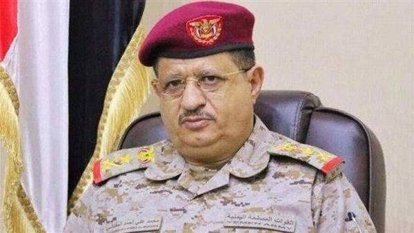 نجاة وزير الدفاع اليمني من انفجار استهدف مقر الوزارة في مأرب