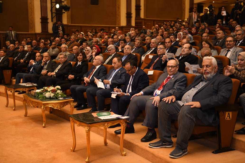 وزير الإنتاج الحربي يفتتح فعاليات المؤتمر رابطة العلماء المصريين بأمريكا وكندا