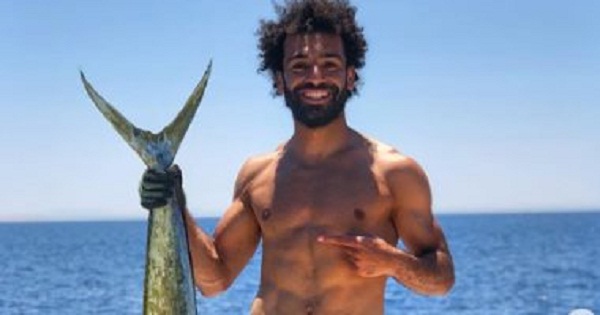 بالصور محمد صلاح يشعل 