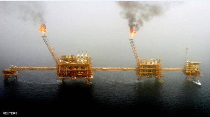 ارتفاع أسعار البترول على خلفية استهداف ناقلتين في بحر عمان صباح اليوم