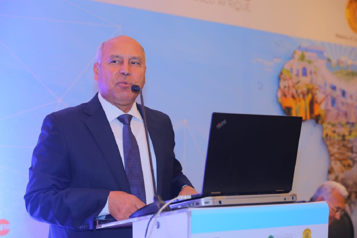 كامل الوزير: وزارة النقل لديها خطط ودراسات للربط البري والنهري والبحري والسككي بين مصر والدول الأفريقية