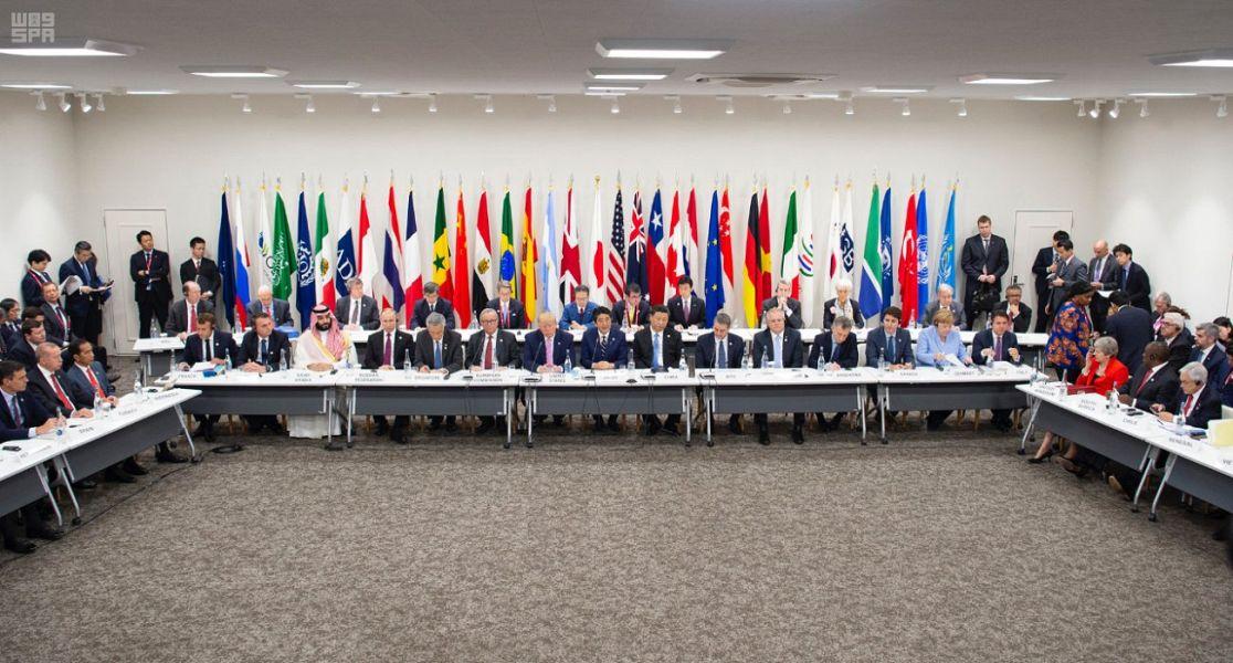 قادة ورؤساء وفود دول مجموعة العشرين يعقدون جلسة مصاحبة لأعمال القمة بعنوان 