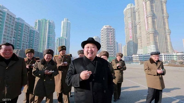آخر إبداعاته في الإعدام، زعيم كوريا الشمالية يلقي بمتهم لأسماك 