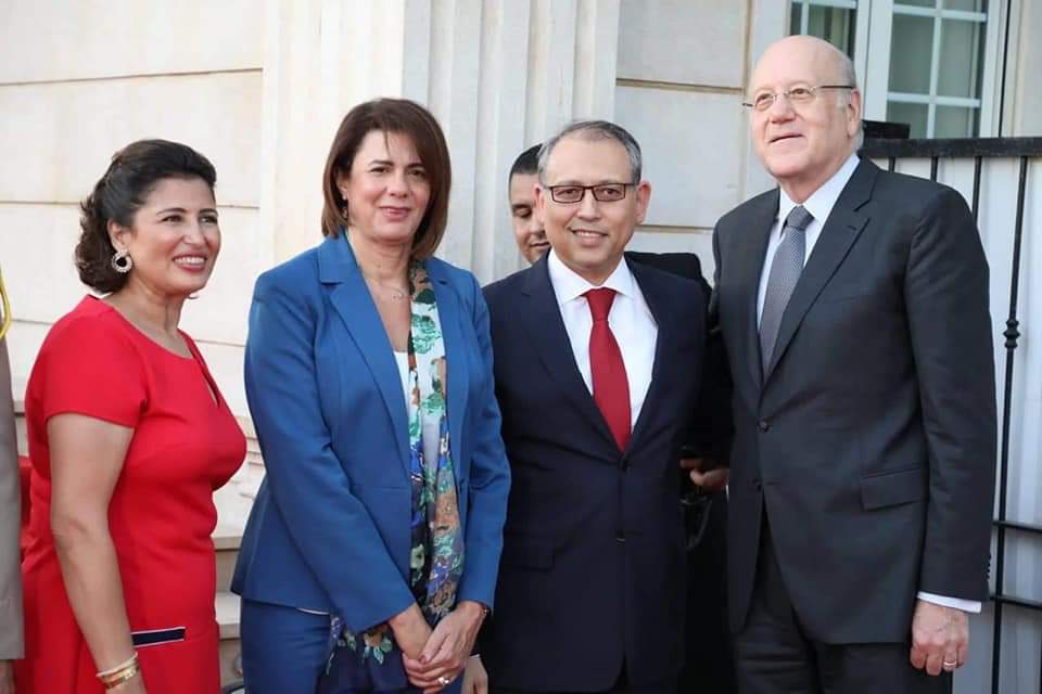 السفير المصري في بيروت يُشيد بتقدم العلاقات المصرية اللبنانية

