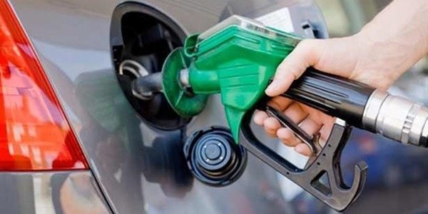 الحكومة تعلن الزيادة في أسعار المواد البترولية السولار بـ 6.75 جنيه