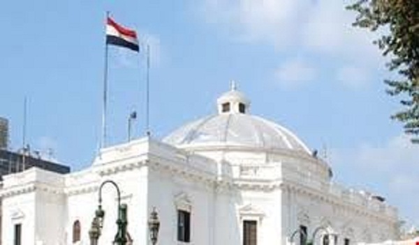 30 نائبا يطالبون بإعادة المداولة على قانون منح الجنسية المصرية