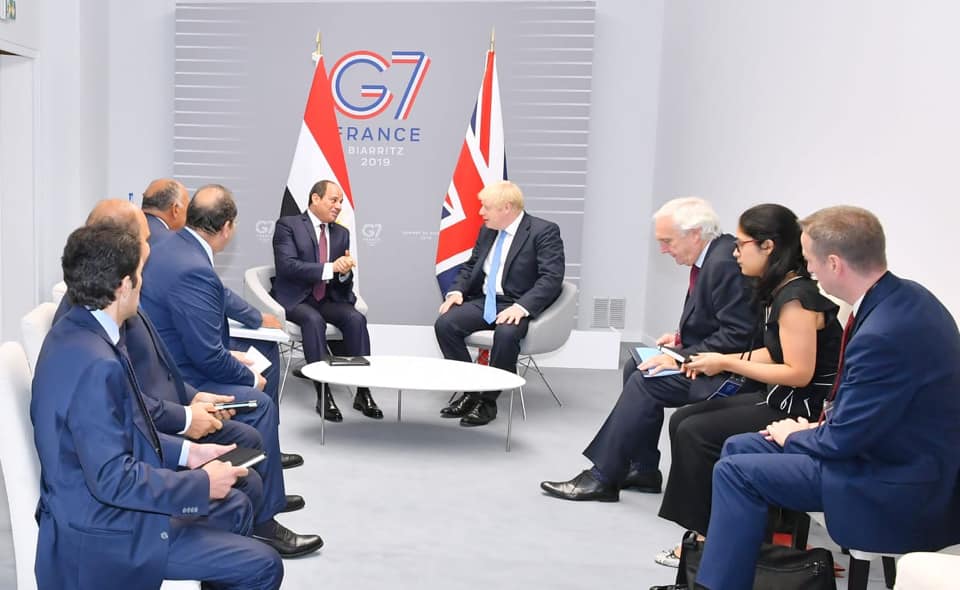 السيسي يبحث مع رئيس وزراء بريطانيا سبل تعزيز أوجه التعاون في مختلف المجالات
