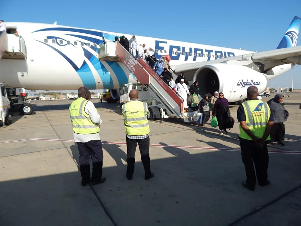مطار أسوان الدولي يستقبل أخر الرحلات الجوية لعودة حجاج بيت الله الحرام