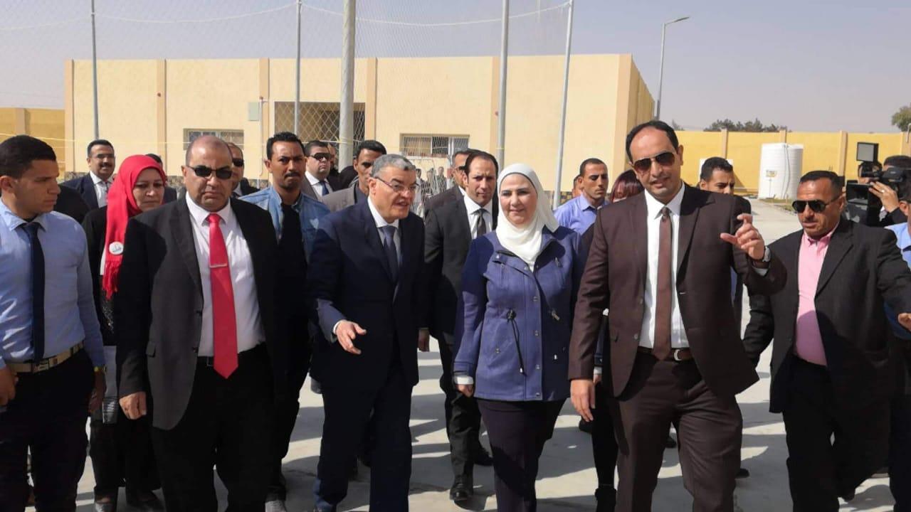وزيرة التضامن الاجتماعي تصل إلى محافظة المنيا
