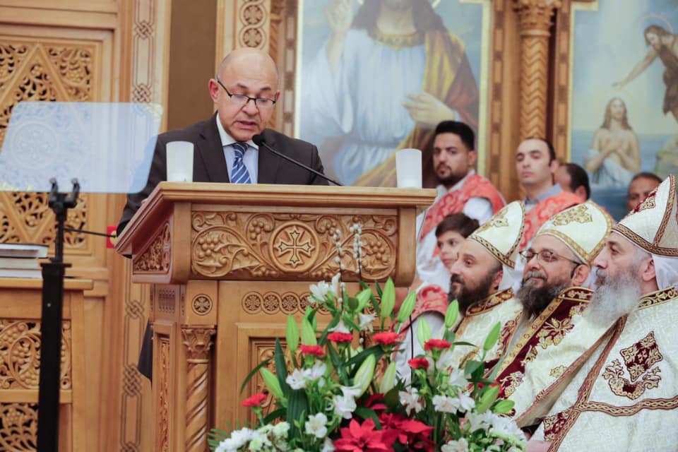 سفير مصر في أبو ظبي يشارك في قداس عيد الميلاد المجيد

