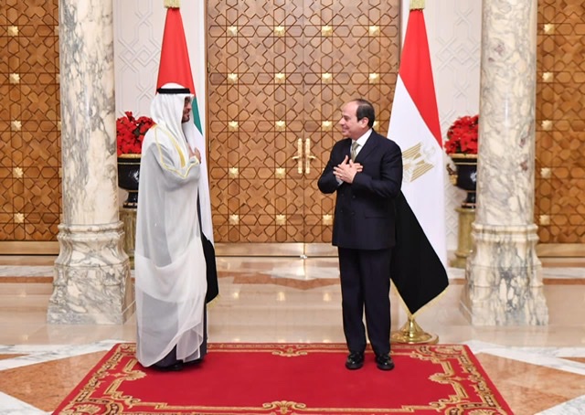 السيسي ل بن زايد: نرفض أية ممارسات تسعى إلى زعزعة استقرار الخليج