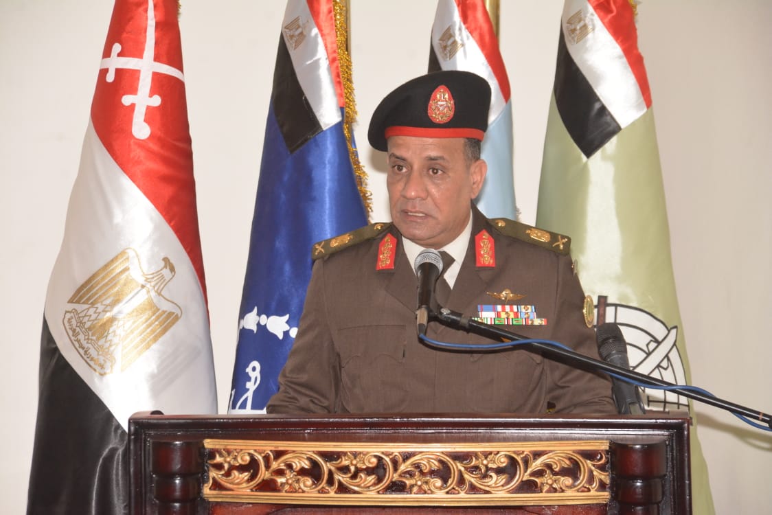 وزير الدفاع يصدق على قبول دفعة جديدة بالكلية الحربية من حملة المؤهلات العليا