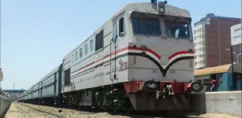 السكك الحديدية: خروج عجلتين عن القضبان من قطار طنطا 