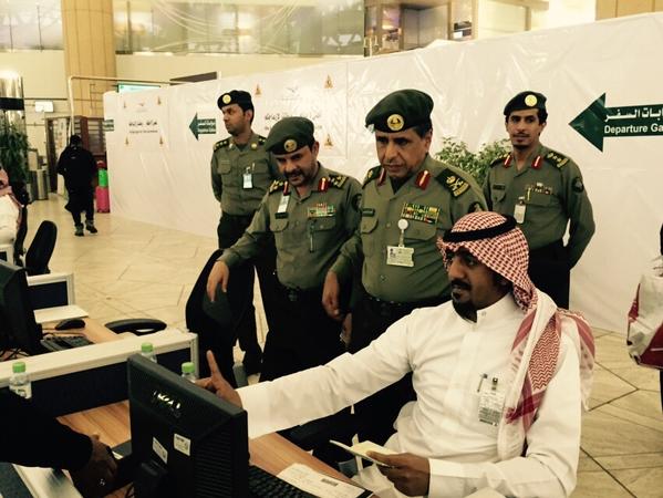 السعودية تمدد تأشيرات المصريين العالقين بالمملكة
