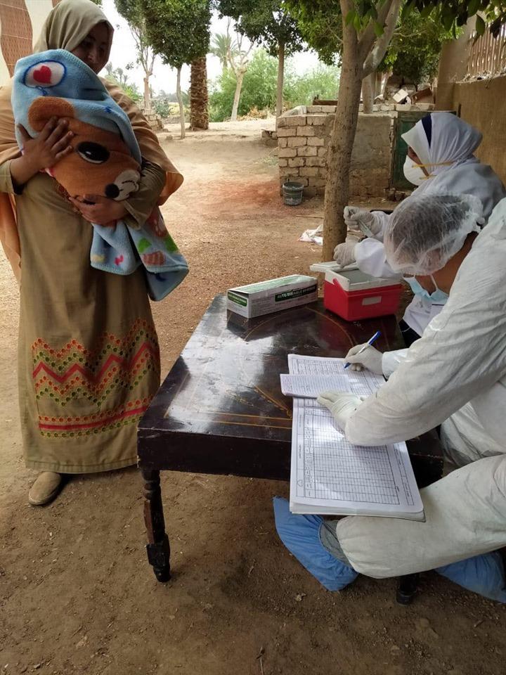 خدمات طبية وعيادات متنقلة لأهالي منشية نيازي بمركز مغاغة بالمنيا