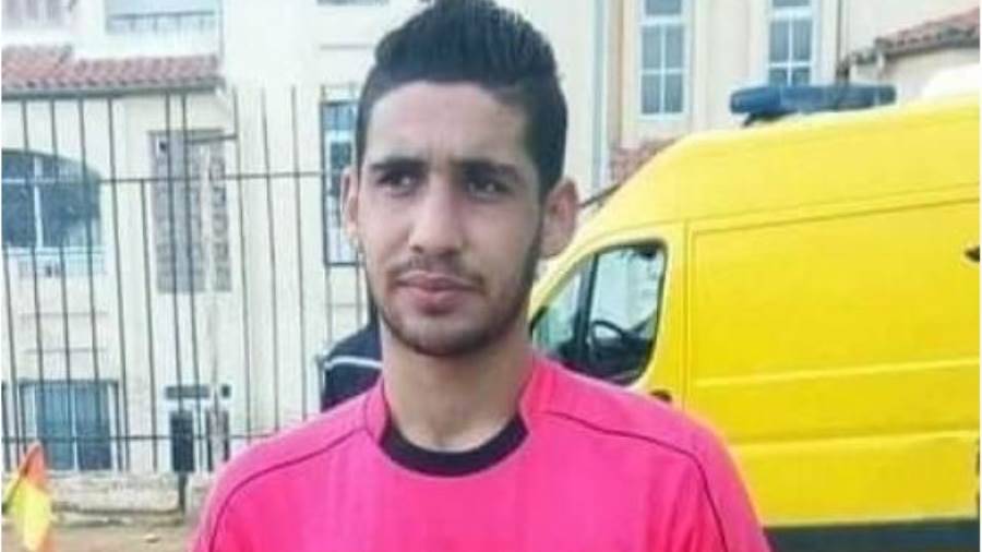 مقتل الحكم الجزائري حسام عيادي في ظروف غامضة 
