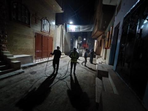 تطهير وتعقيم شوارع قرية ابوان بمركز مطاي بالمنيا، ضمن إجراءات مواجهة فيروس كورونا
