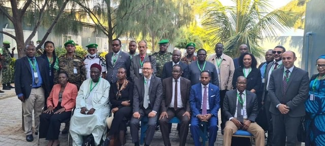 مجلس السلم والأمن الأفريقي يقوم بزيارة ميدانية إلي الصومال
