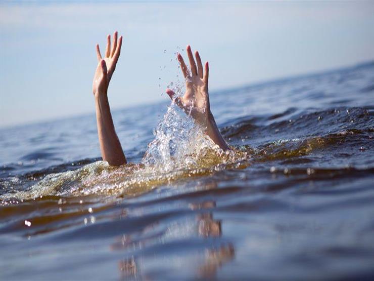 غرق شاب فى مياه النيل أثناء محاولته السباحة بغرب سهيل بأسوان 
