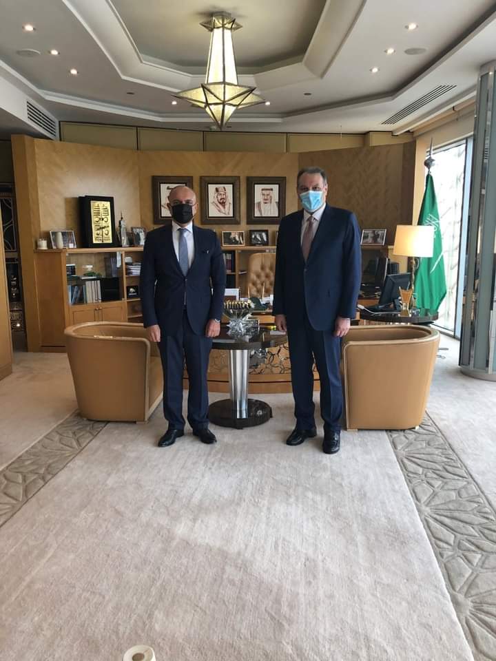 سفيرا الأردن والسعودية يبحثان تعزيز وتنسيق العمل العربي المشترك
