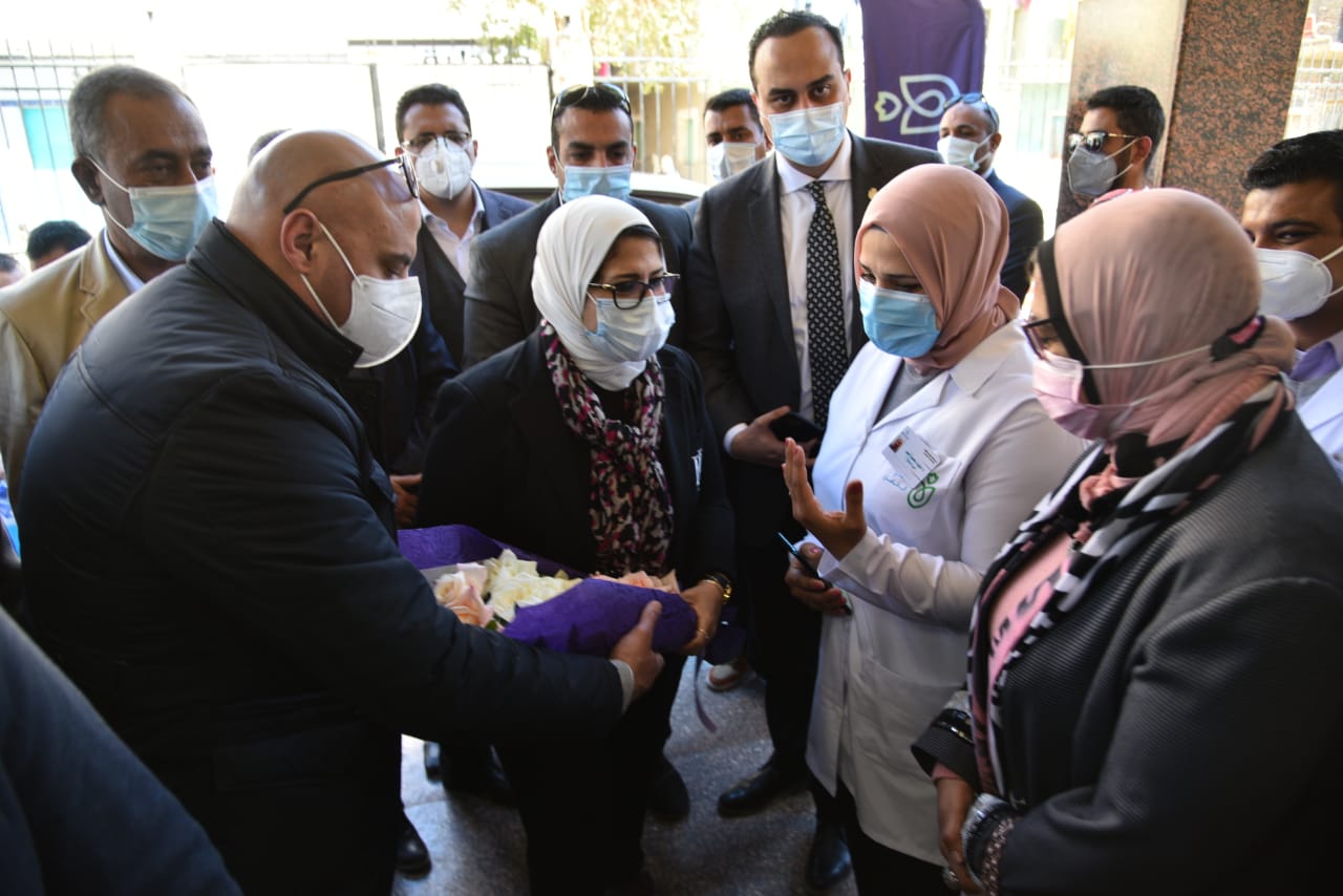 وزيرة الصحة: تسجيل 900 ألف مواطن بمنظومة التأمين الصحي الشامل في محافظة الأقصر

