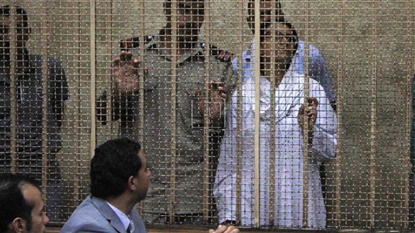تجديد حبس ماهينور المصري وإسراء عبدالفتاح و2 آخرين 45 يوما بتهمة  نشر أخبار كاذبة

