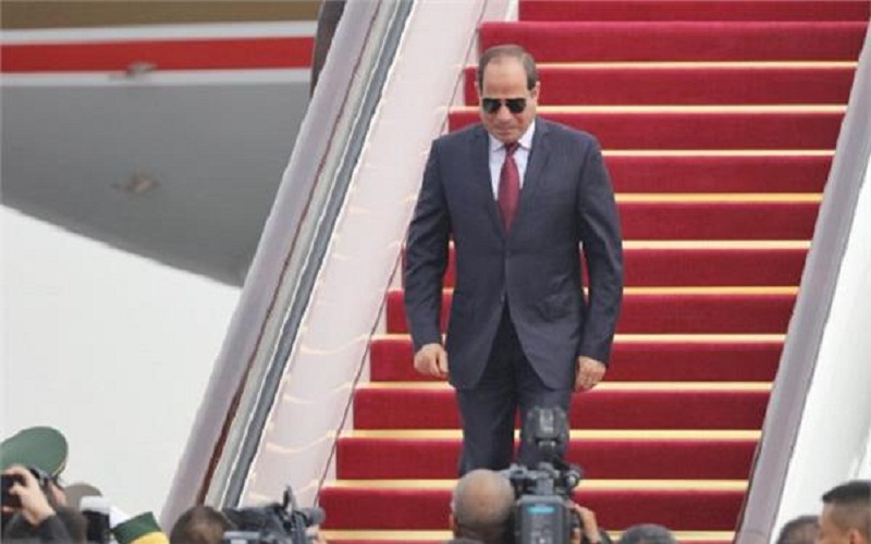 الرئيس السيسى يعود إلى أرض الوطن بعد زيارته لجيبوتى