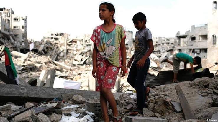 غرفة الجلود: 18 مصنعًا يتبرع بـ14 ألف حذاء لأهل غزة بقيمة مليون جنيه