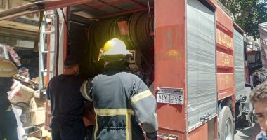 مدير أمن الجيزة ينتقل لموقع حريق مبنى أرشيف مجلس الدولة 
