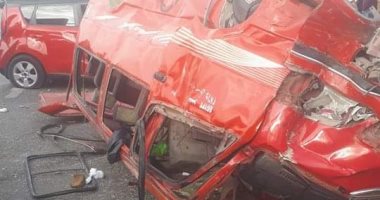 إصابة 3 أشخاص فى حادث تصادم بكفر الشيخ 

