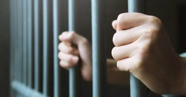 حبس متهم بترويج المواد المخدرة في التجمع 4 أيام 
