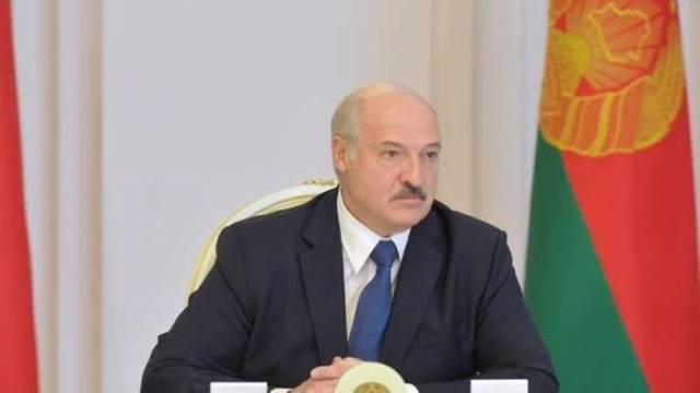 في ذكرى انتخابه.. الاتحاد الأوروبي وألمانيا يهددان رئيس بيلاروسيا بعقوبة جديدة

