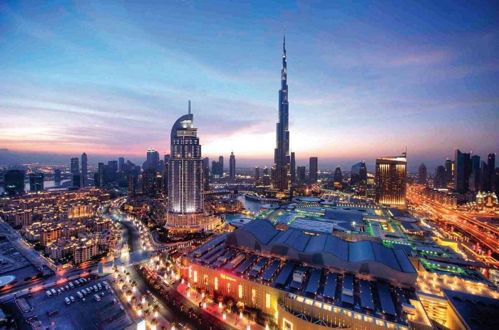 دبي تمنح الإقامة لملاك العقارات