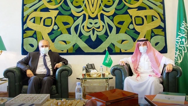 سفير مصر في الرياض يلتقي وزير الدولة السعودي لشئون الدول الأفريقية
