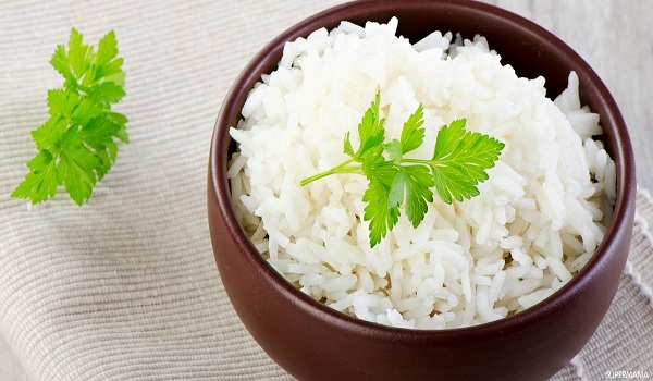 بالتفاصيل .  وزارة التموين تشدد على توافر الأرز الأبيض في منافذها بسعر 10.5 جنيه