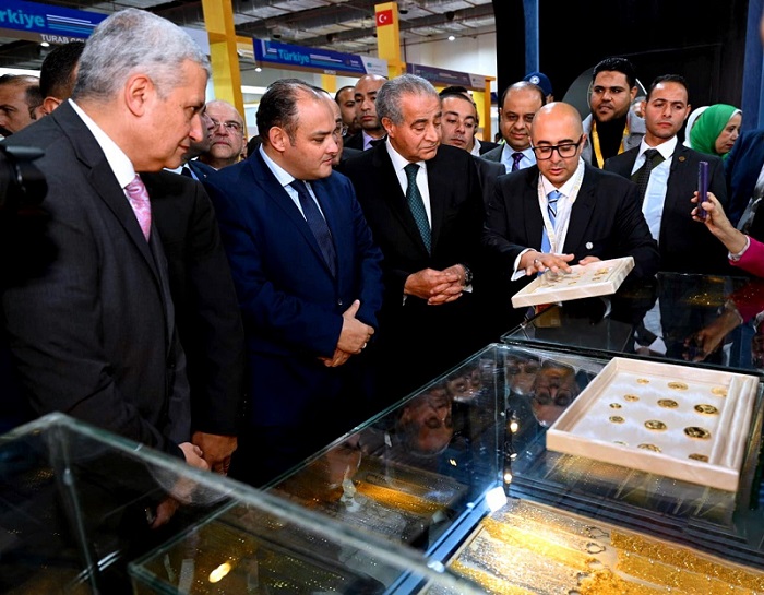 سمير: صناعة الذهب والمجوهرات تؤهل السوق المصري للتصدير للدول العربية والأفريقية