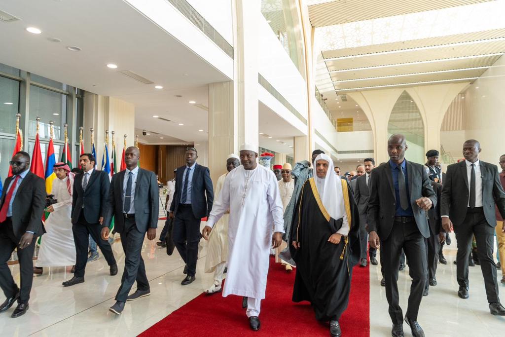 بحضور ومشاركة الرئيس الغامبي: د.العيسى يُطلق أعمال مؤتمر علماء المسلمين في أفريقيا