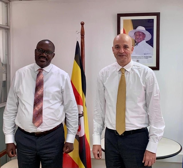 سفير مصر في كمبالا يلتقي السكرتير الدائم لوزارة الخارجية الأوغندية  