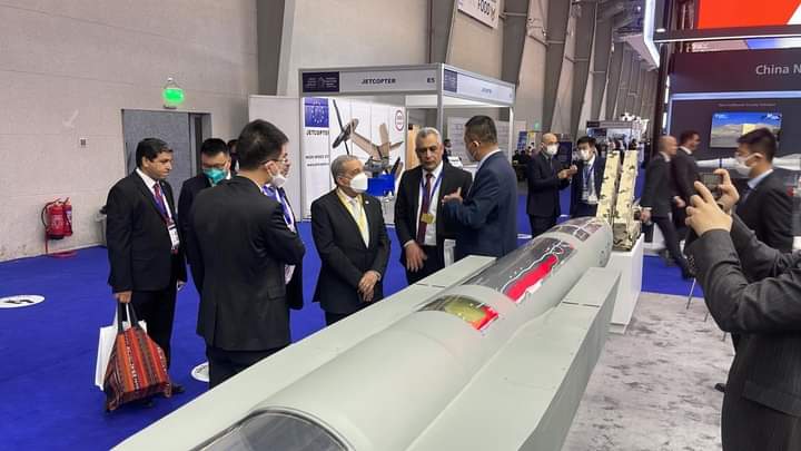 وزير الدولة للإنتاج الحربي يبحث التعاون مع شركات صينية تعزيز في مجال الصناعات الدفاعية