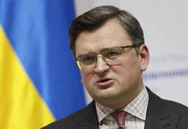 وزير الخارجية الأوكراني : روسيا قصفت كييف بصواريخ كروز 