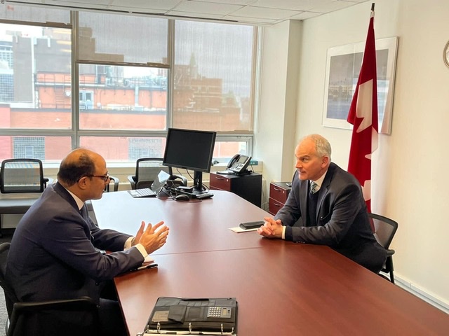 سفير مصر فى كندا يلتقى مستشار رئيس وزراء كندا للشؤون السياسة والدفاعية
