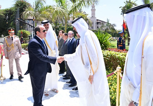 أمير قطر يهنئ الرئيس السيسي بمناسبة قرب الاحتفال بذكرى 30 يونيو
