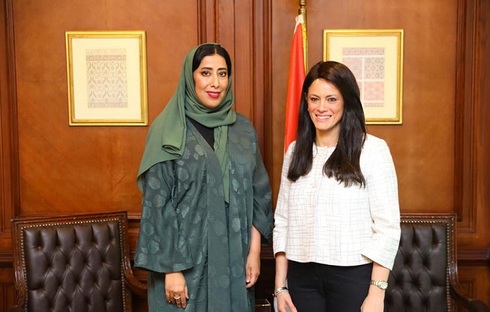 المشاط  والمري تبحثان الرؤى المصرية الإماراتية لدعم المرأة
