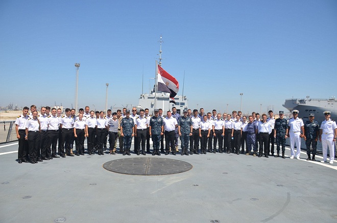 القوات البحرية تنظم زيارات لعدد من السفن للدول الصديقة والشقيقة خلال انتظارها بقاعدة الإسكندرية