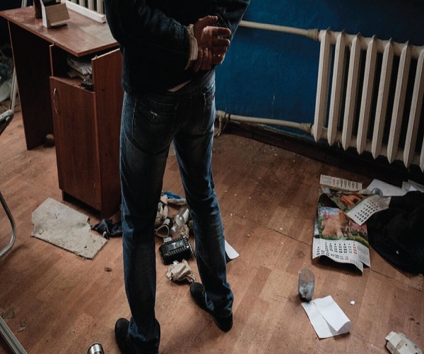 أوكراني يحكي عن ممارسات روسية ضد المعتقلين وحجم دمار مرعب