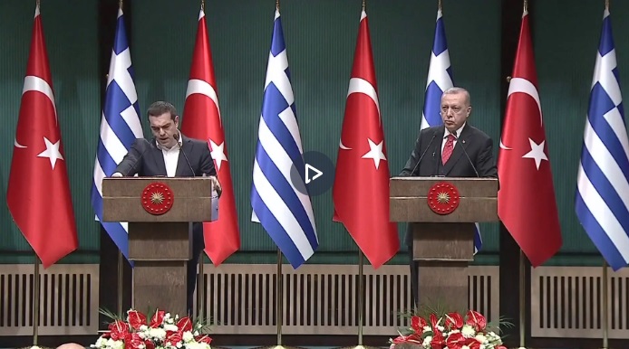 وزير الدفاع التركي: استفزازات اليونان لن تمر دون رد

