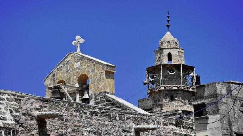 قصف إسرائيلي همجي لثالث أقدم كنيسة في العالم واستشهاد وإصابة العشرات 