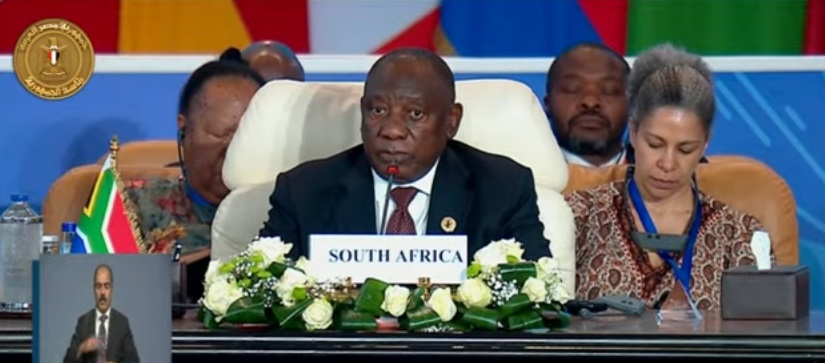رئيس جنوب إفريقيا يطالب دول العالم بوقف مد إسرائيل والمقاومة بالسلاح