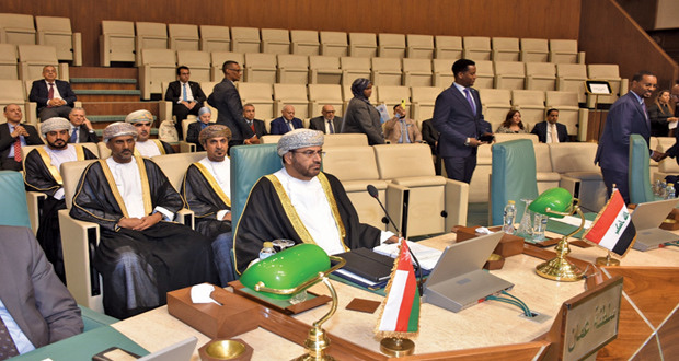 سلطنة عمان تشارك في فعاليات الدورة الوزارية للجنة 