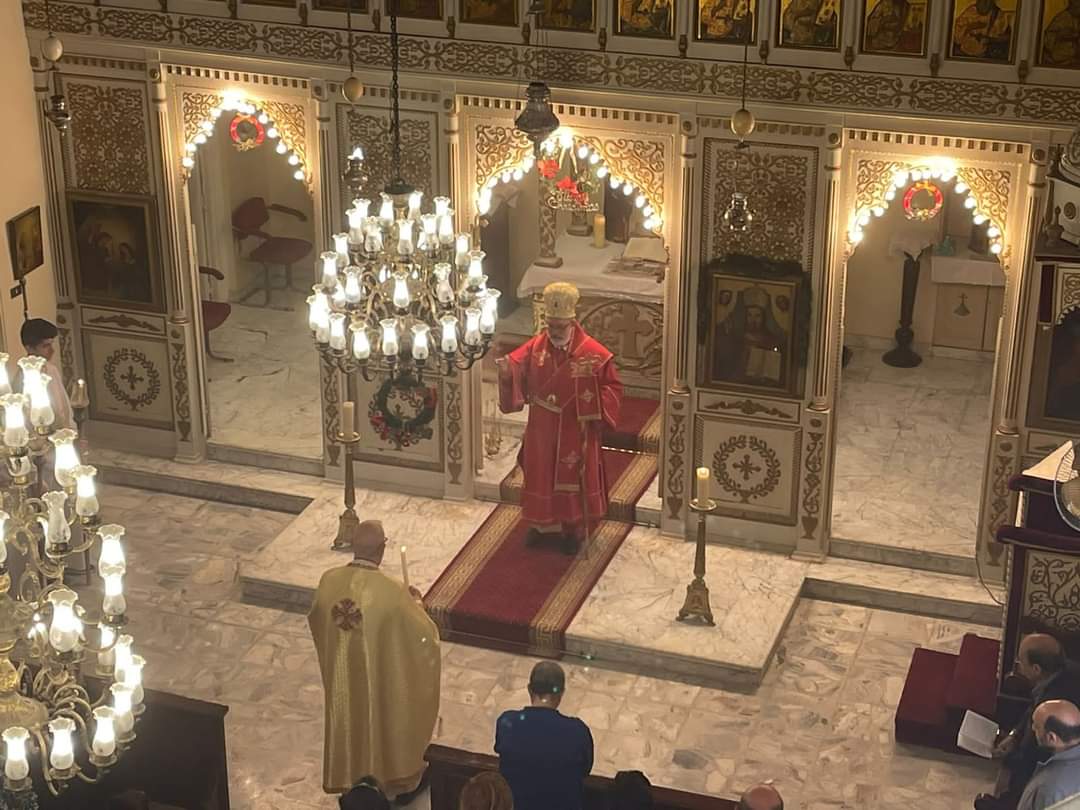 النائب البطريركي العام للروم الملكيين يحتفل بخدمة برامون الميلاد والقداس بشبرا
